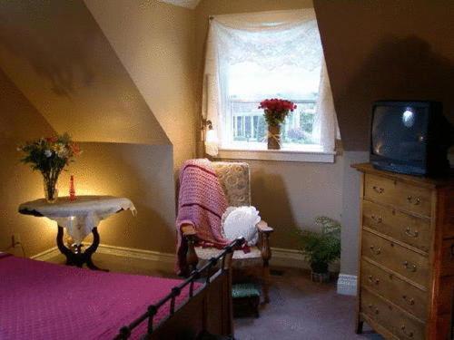 Antique Slumber Old Town Bed & Breakfast Niagara-on-the-Lake Exterior photo
