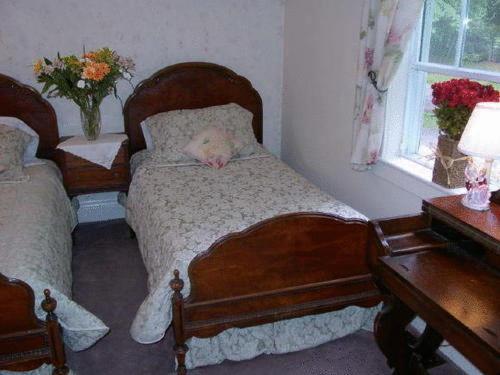 Antique Slumber Old Town Bed & Breakfast Niagara-on-the-Lake Exterior photo